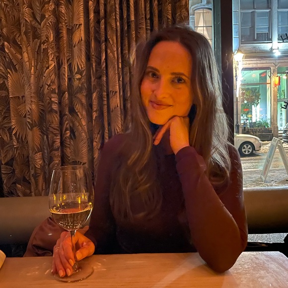 Meet your Posher, Emma - Picture 9 of 12